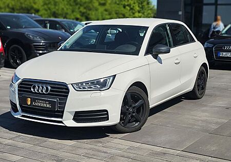 Audi A1 design **NAVI+XENON+PDC**