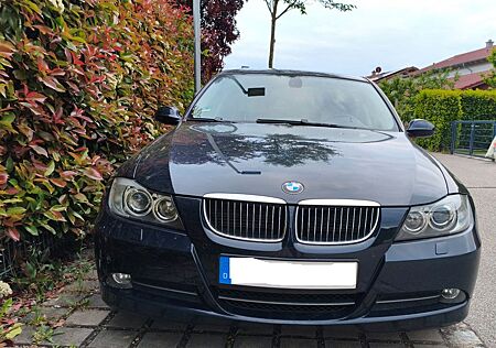 BMW 330i -