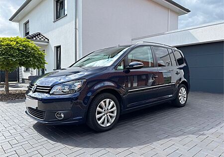 VW Touran Volkswagen 2.0 TDI DSG Highline BMT 7Sitze DSG