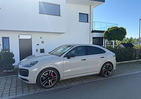 Porsche Cayenne 4.0 V8 GTS GTS