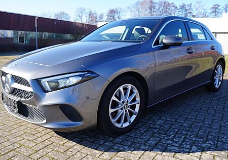 Mercedes-Benz A 250 7G-DCT Progressive - Navi-LED-Leder-PDC