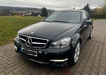 Mercedes-Benz C 200 CGI, Avantgarde AMG Line