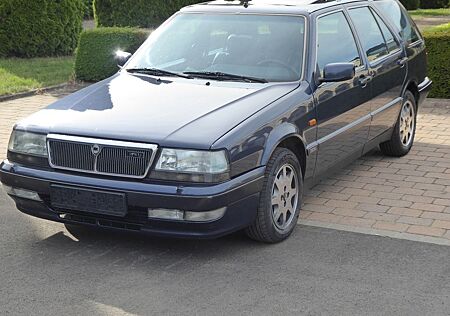 Lancia Thema