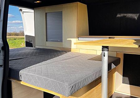 VW T5 Transporter Volkswagen - Camper - ausgebaut - TÜV 06/27