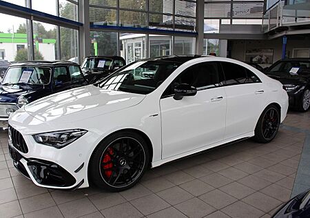 Mercedes-Benz CLA 45 AMG 4Matic Performance Sitze GlasD