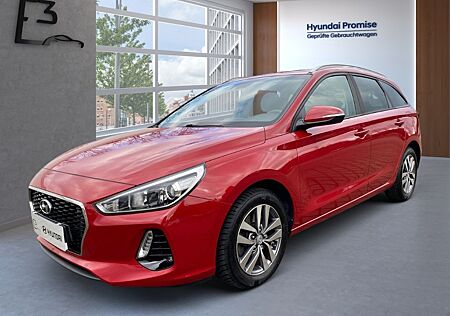 Hyundai i30 i30cw 1.4 6-M/T Family+ Navigationssystem