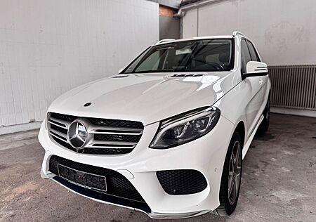 Mercedes-Benz GLE 250 GLE 250d AMG 4M LED 360° AHK ACC Schiebedach HK