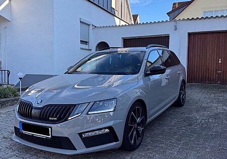 Skoda Octavia 2.0 TSI RS Combi RS