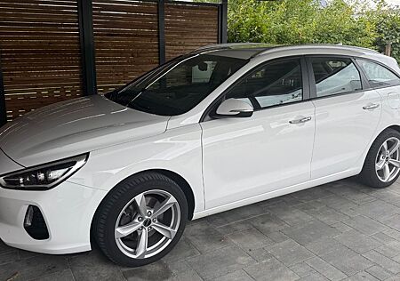 Hyundai i30 1.6 CRDi 81kW Trend Trend