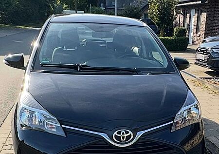 Toyota Yaris 1,0-l-Dual-VVT-i -