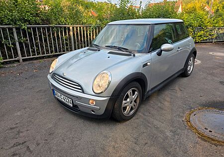 Mini Cooper D 1.4l Diesel Klima 8fach bereift TÜV SH