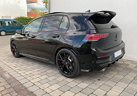 VW Golf Volkswagen 2.0 TSI DSG GTI Clubsport DCC Akra H&K Ker