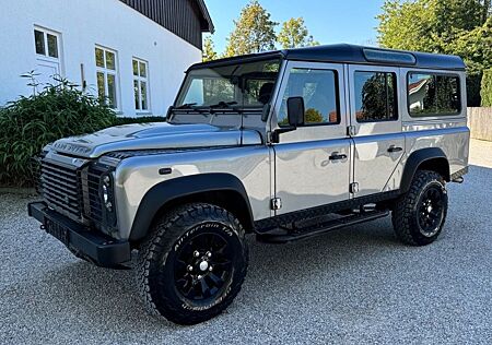 Land Rover Defender 110 TD4 Station Wagon SE