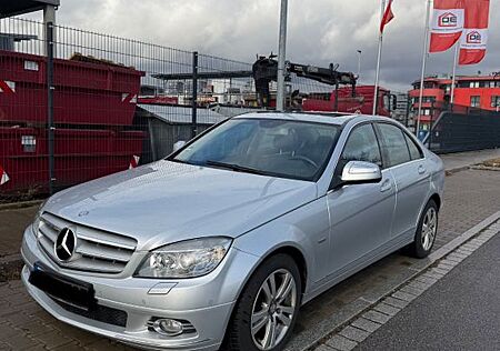 Mercedes-Benz C 180 KOMPRESSOR CGI