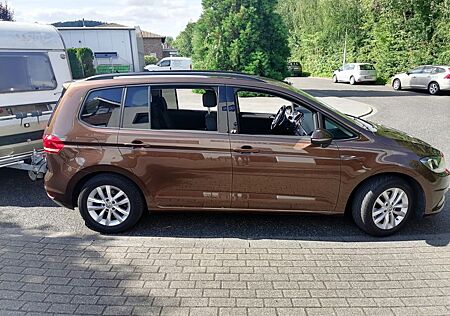 VW Touran Volkswagen 1.6 TDI SCR DSG Comfortline BMT Comfo...