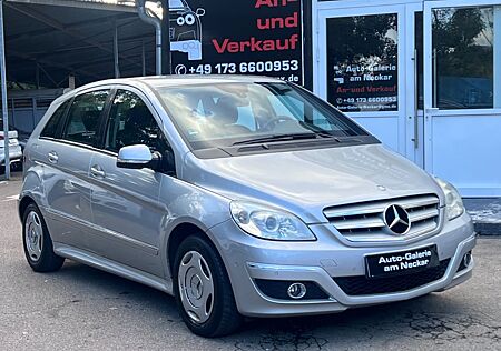 Mercedes-Benz B 170 Klima PDC SZH S-Heft TÜV NEU