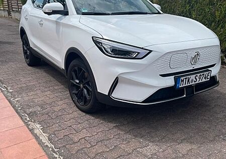 MG ZS 69,9 kWh Luxury Luxury