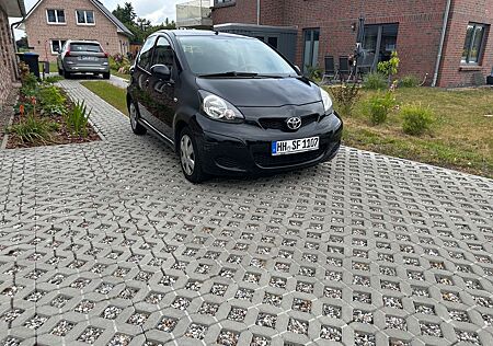 Toyota Aygo (X) Aygo (X) 1,0-l-VVT-i - Klima - CD - HU 12/26