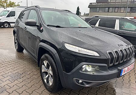 Jeep Cherokee 3.2 V6 200kW 4x4 Trailhawk Autom.