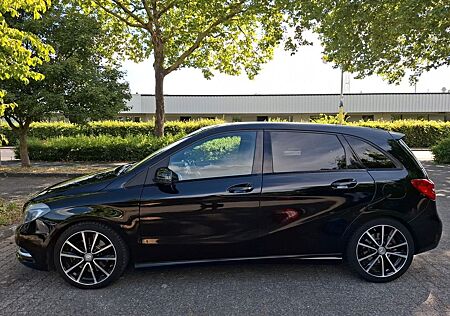 Mercedes-Benz B 220 CDI