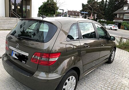 Mercedes-Benz B 170 - Wenig Km Gefahren
