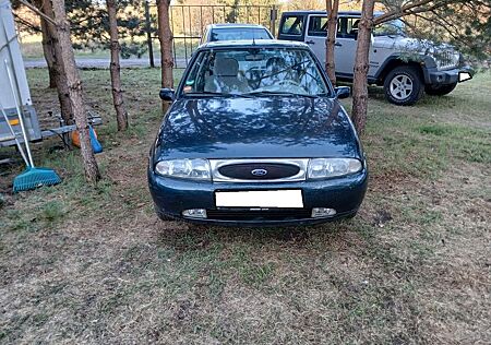 Ford Fiesta Ghia 1.2 Automatik