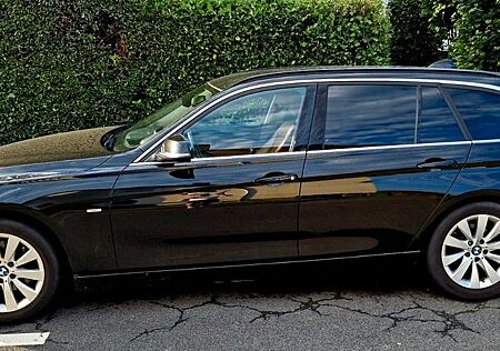 BMW 320d Touring Luxury Line Luxury Line