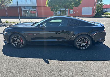 Ford Mustang GT 5.0 V8 * US-Import