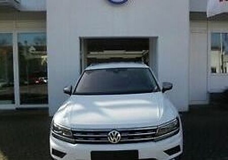 VW Tiguan Allspace Volkswagen 2.0 TDI SCR DSG Comfortline ...