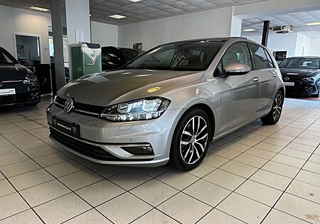 VW Golf Volkswagen VII Lim. Pano/Kamera/Xenon/ACC