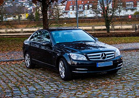 Mercedes-Benz C 180 CGI BlueEFFICIENCY ELEGANCE ELEGANCE