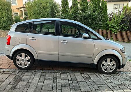 Audi A2 1.4 Style Paket SHZ
