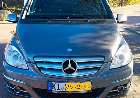 Mercedes-Benz B 180 Automatik