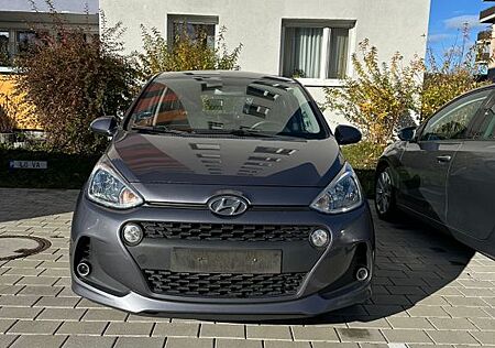 Hyundai i10 1.0 YES! Plus YES! Plus