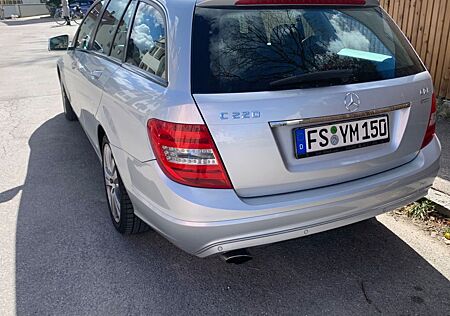 Mercedes-Benz C 220 CDI T BlueEFFICIENCY -