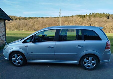 Opel Zafira 1.9 CDTI 88kW OPC