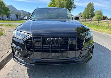 Audi Q7 50 TDI quattro S line Matrix