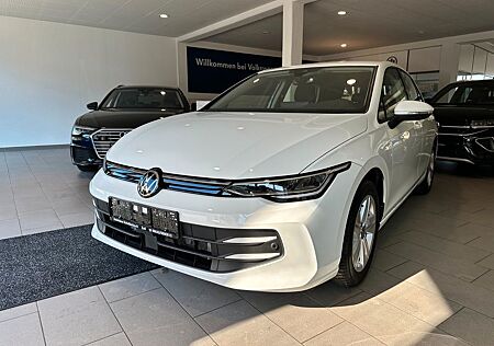 VW Golf Volkswagen VIII*5JGarantie*LED*SHZ*AHK*ACC*FACELIFT*
