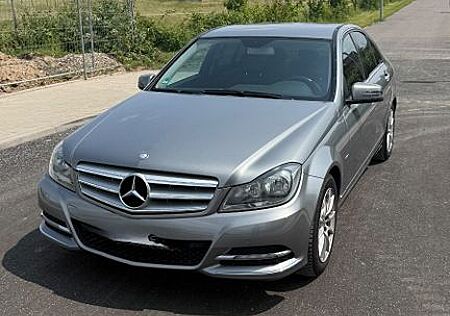 Mercedes-Benz C 180 cdi AMG AVANTGARDE TÜV/Inspektion/Bremsen