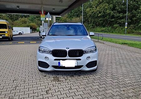 BMW X5 xDrive40d -M Sprtpacket Scheckheft 83500 Tkm