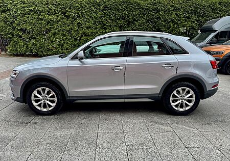 Audi Q3 2.0 TFSI quattro S tronic design *LED*MMI*