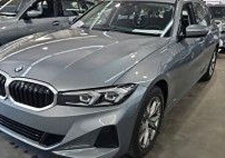 BMW 320d T xDrive Shadow WIDE*LED*U-FREI*1-HAND*MEGA
