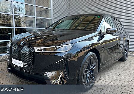 BMW iX xDrive40 Sportpaket,SkyLou,AHK,DAProf,Pano