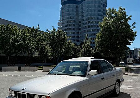 BMW 520i E34 / H-Zulassung / TÜV NEU