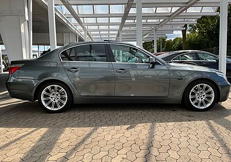 BMW 525i Lim.*Leder*Navi-P*Xenon*Schiebdach*M-Paket