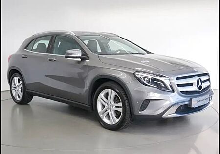 Mercedes-Benz GLA 200 Urban Score
