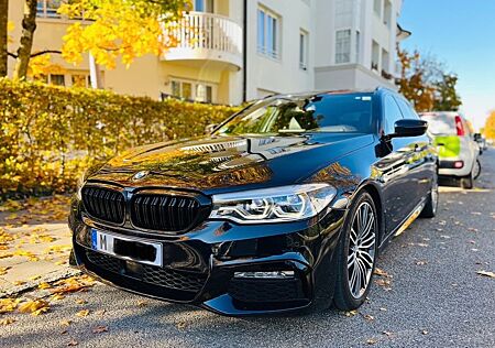 BMW 520d Touring M-Sport Paket Panorama Glasdach