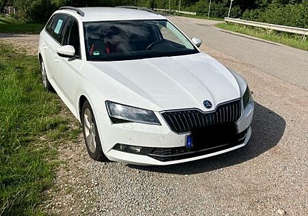 Skoda Superb 2.0 TDI Ambition Combi Ambition NAVI