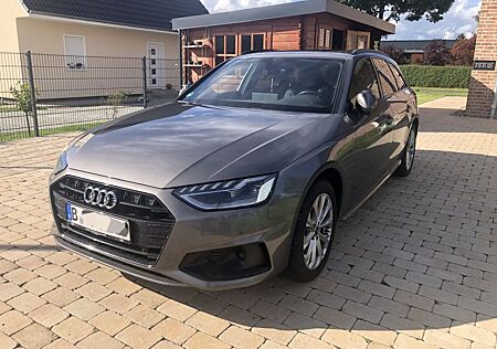 Audi A4 Avant 204 PS, Panoramadach, LED-Scheinwerfer