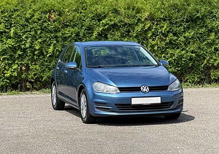 VW Golf Volkswagen VII Lim. Trendline/1.HAND/SHZ/PDC/